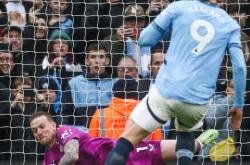 开云平台-埃弗顿客场输给布莱克本，遭遇连败的简单介绍