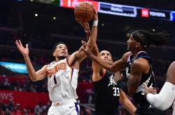 开云官方app入口-西西里大学队球员全力备战下一场比赛的简单介绍