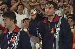 开云体育app-日本羽毛球队绝地反击法国羽毛球队，马琳制霸全场的简单介绍