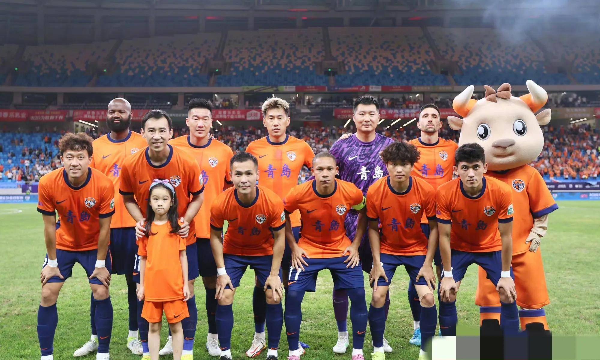 包含成都谢菲联将挑战青岛海牛的主场气势！的词条