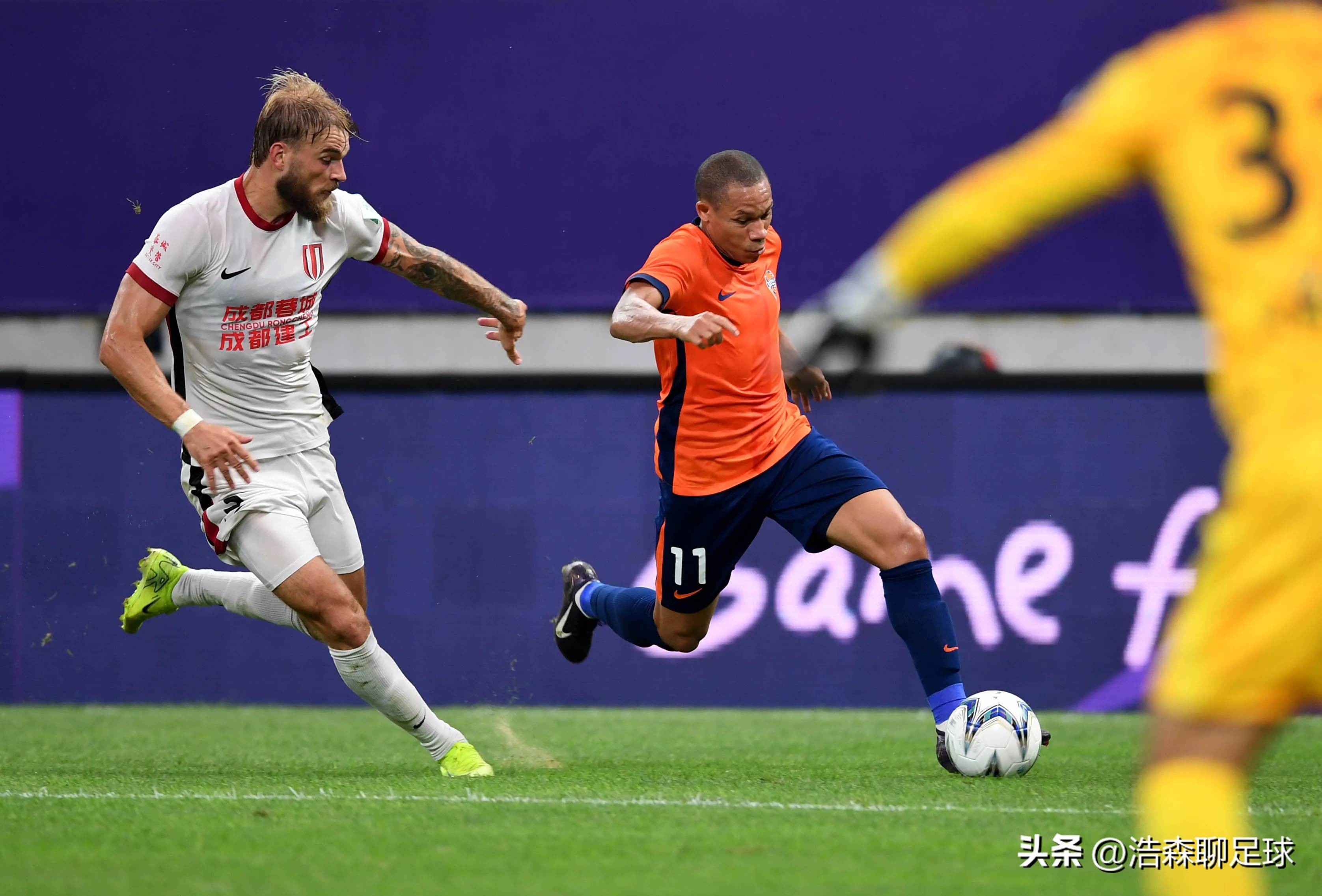 包含成都谢菲联将挑战青岛海牛的主场气势！的词条