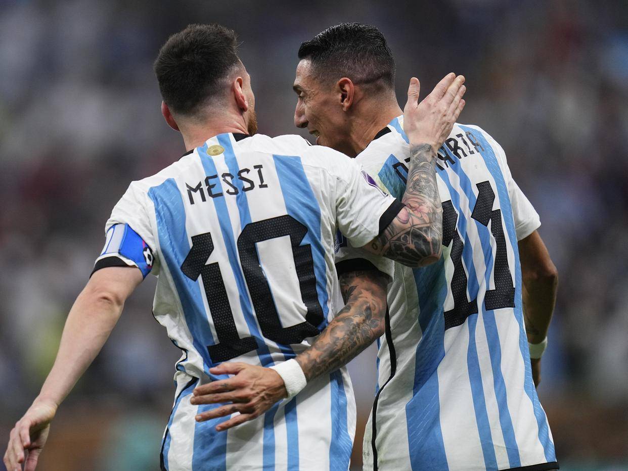 关于阿根廷鏖战里昂，科曼一己之力扛起全队的信息