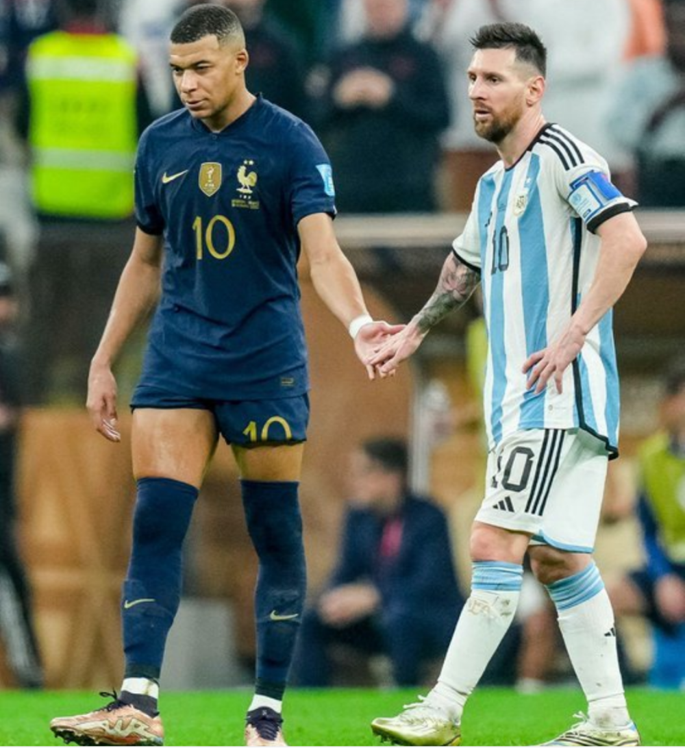 关于阿根廷鏖战里昂，科曼一己之力扛起全队的信息