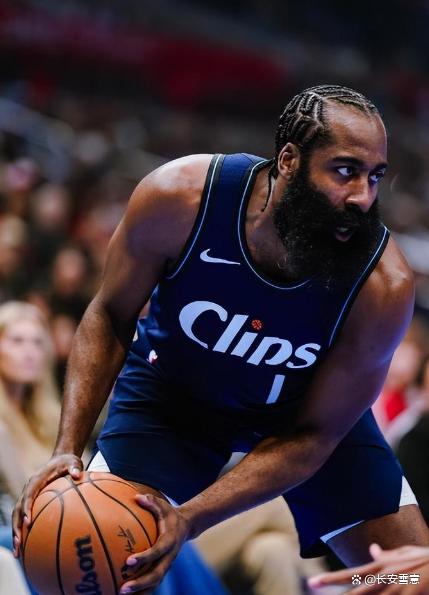 惊心动魄!快船踩着莲花步逆袭对手的简单介绍 惊心动魄!快船踩着莲花步逆袭对手的简单介绍