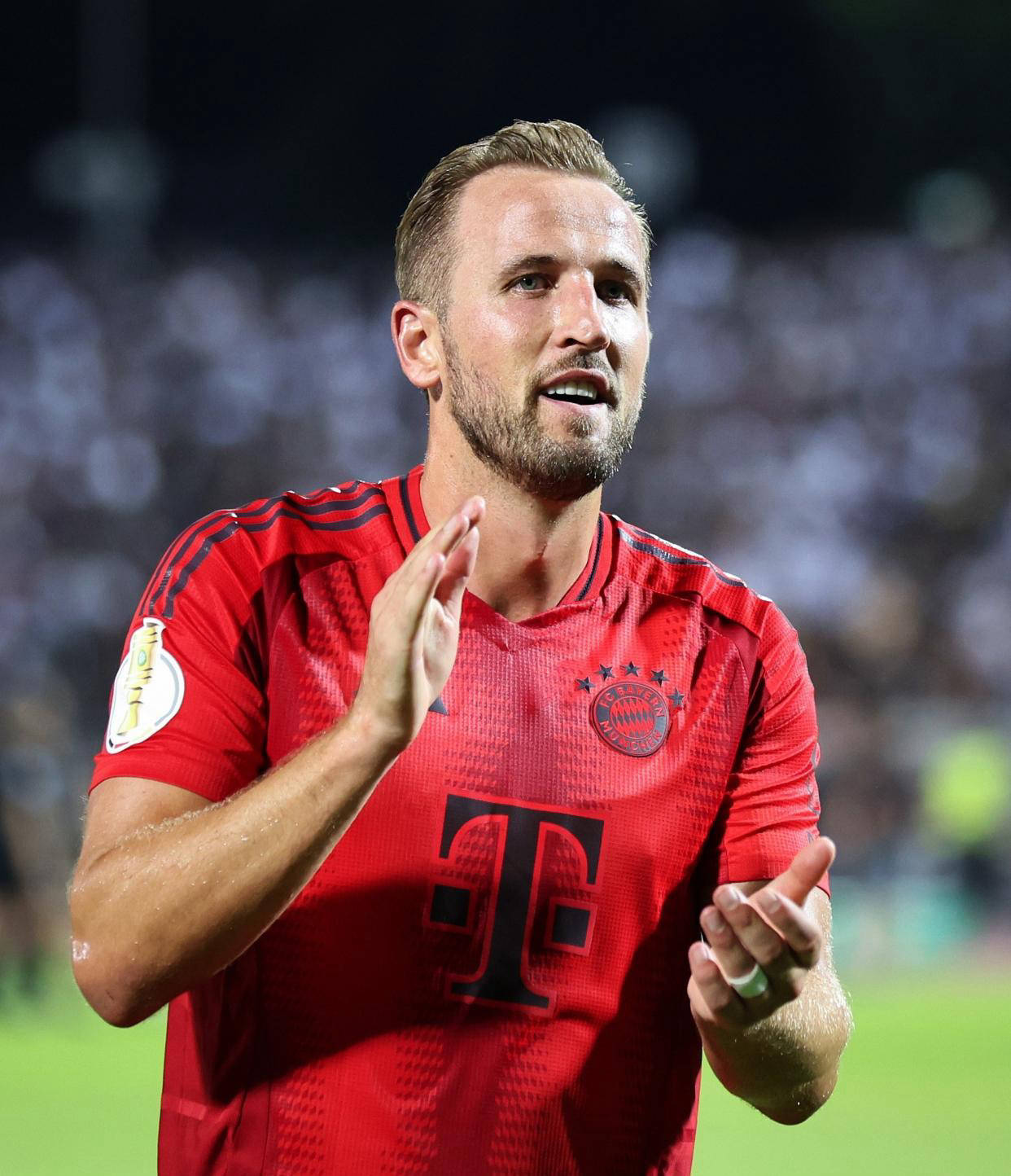 包含欧冠豪强签约亚洲球员，提升实力的词条