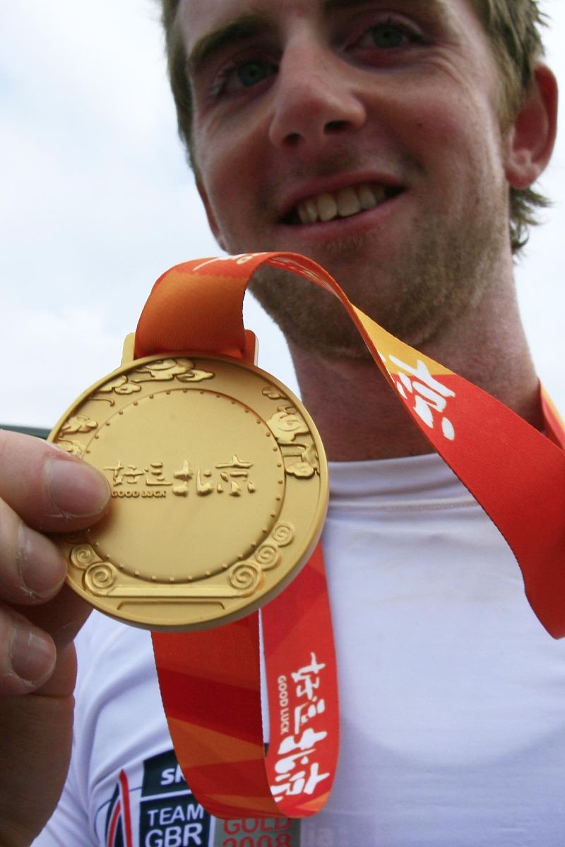 关于主场胜利,球员斩获个人最佳表现的信息 关于主场胜利,球员斩获个人最佳表现的信息