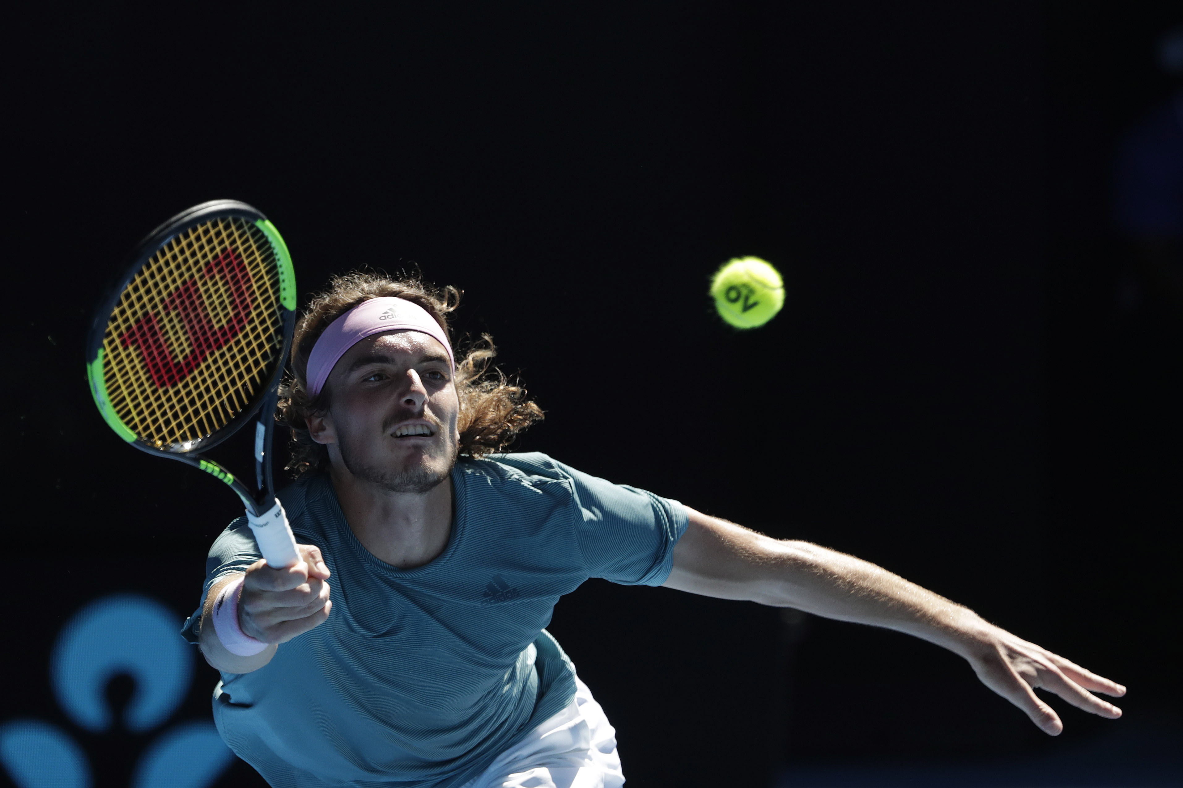 年终总决赛翻盘美网，西西帕斯惊艳四座的简单介绍