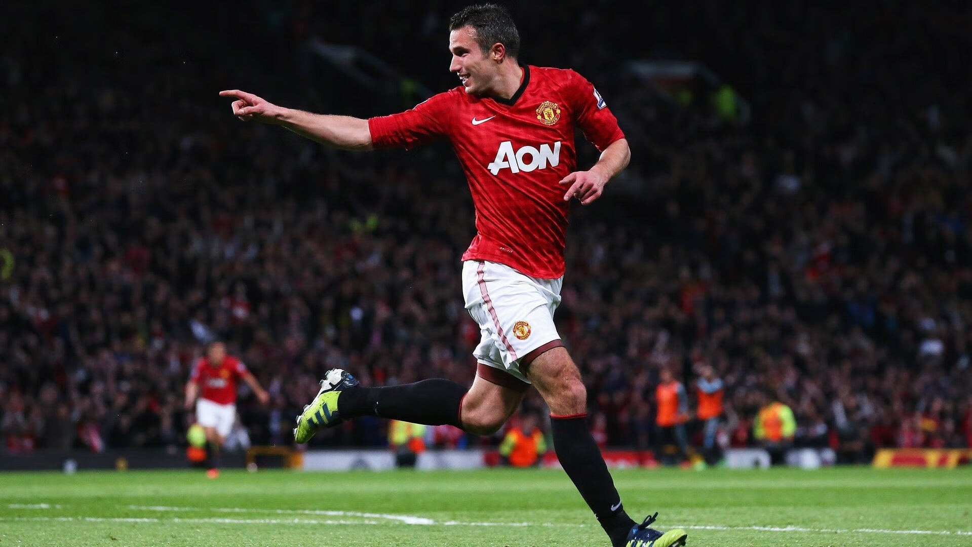 双城记，从诺坎普的荣耀到明尼苏达的救赎—当足球与篮球的生死战在同一个夜晚燃烧