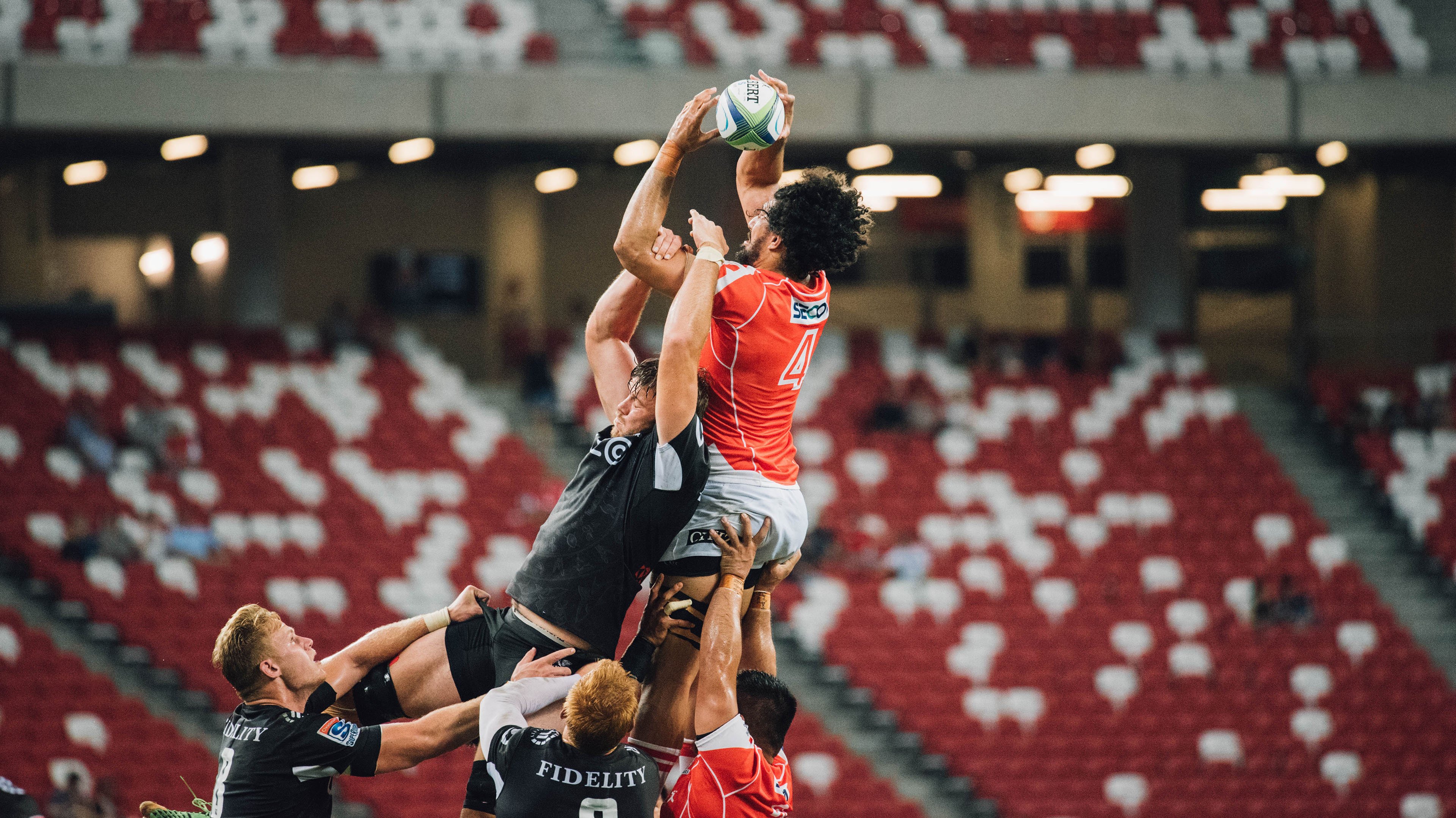 赛道风云突变，拉塞尔领军梅赛德斯，索伯车队力压阿斯顿马丁