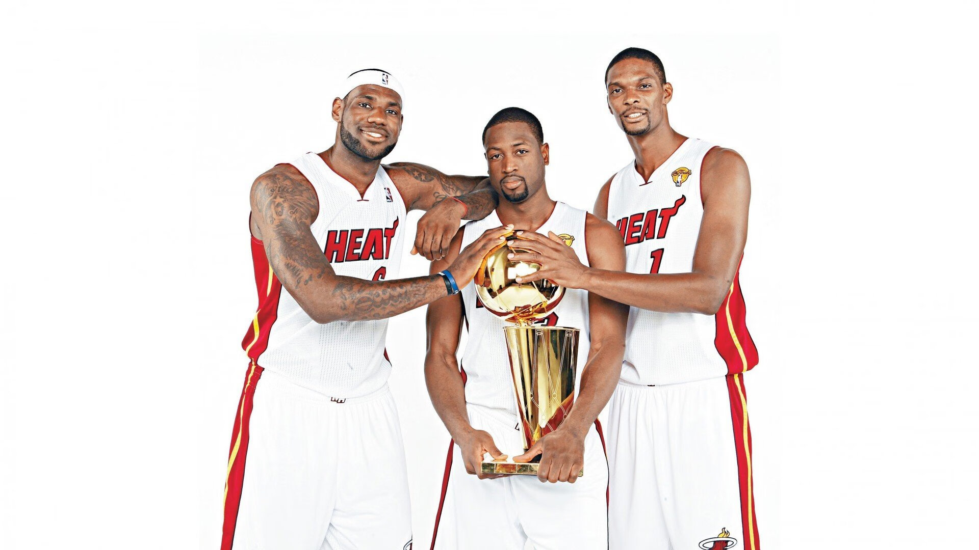 深圳队跨洋试炼记，拉梅洛·鲍尔攻防统治，活塞主场失守